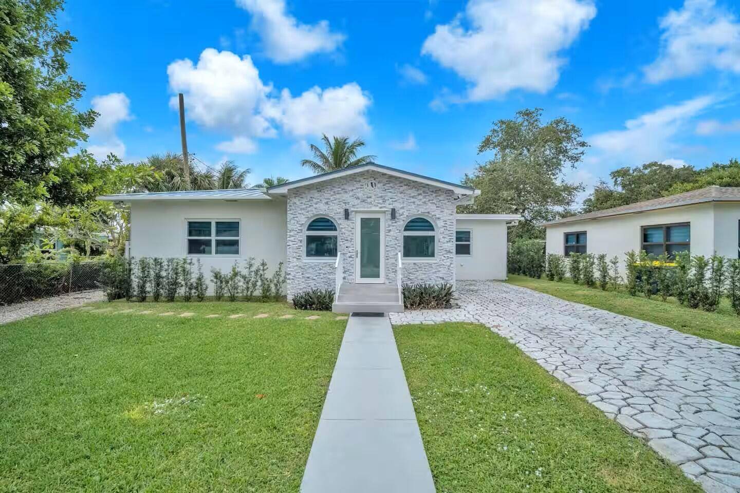 809 NW 6th Avenue single-family Palm Beach