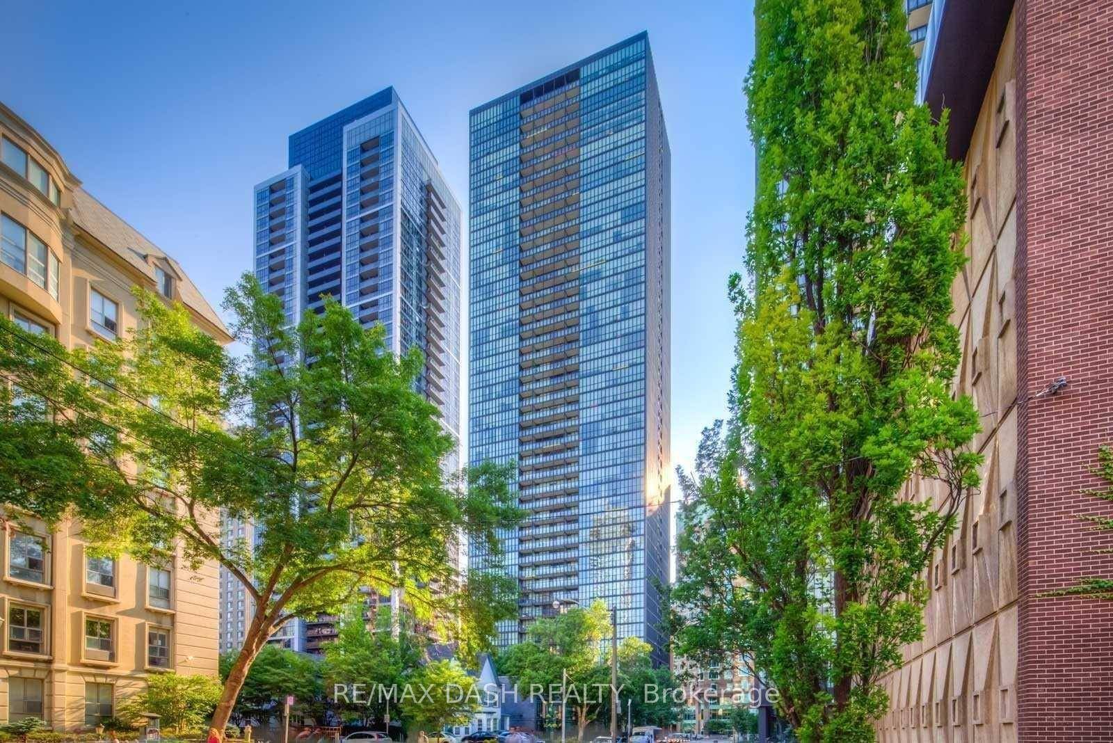 Luxury Condo In Prime Location.