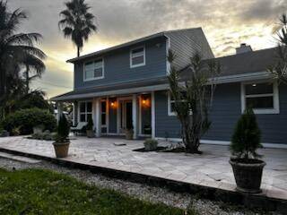 Country Living at it finest !