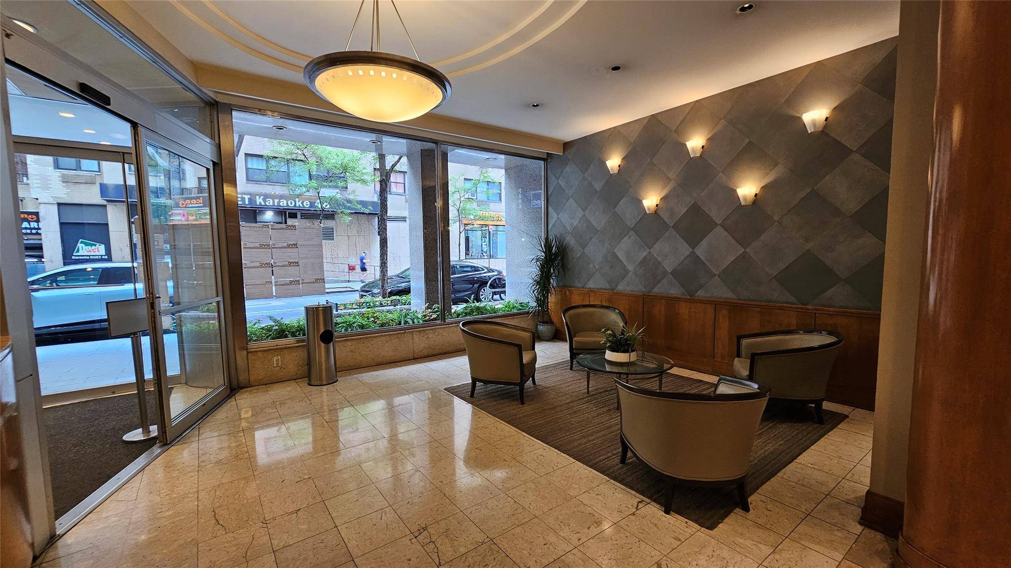 Welcome to this corner one bedroom apartment at Marlo Towers a spacious, sun drenched home with beautiful bones and endless possibilities.