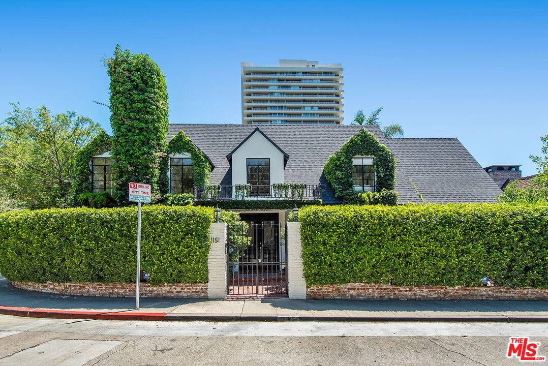 1151 Sunset Vale Ave 4.0 Sunset Strip LA