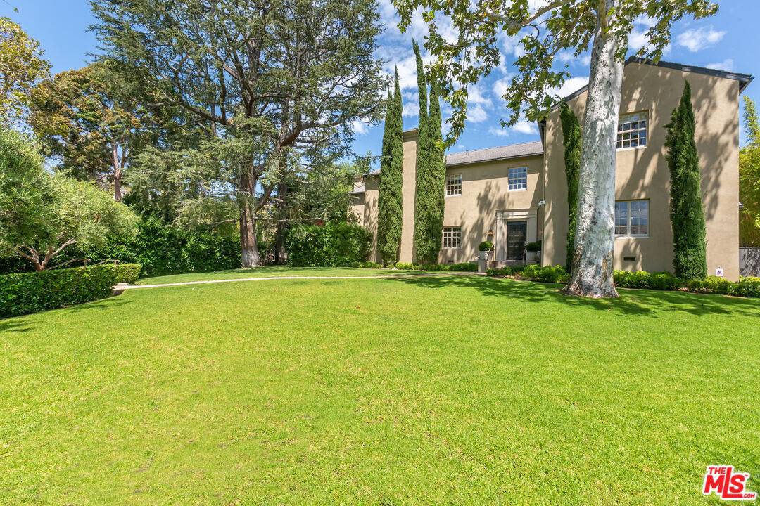 400 S Hudson Ave 7BR La