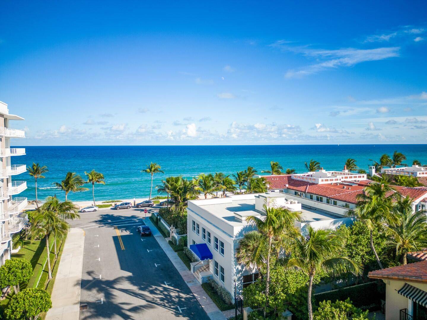 Nautical Stunning 2BR 2BA residences in the beautifully renovated Palm Beach House.