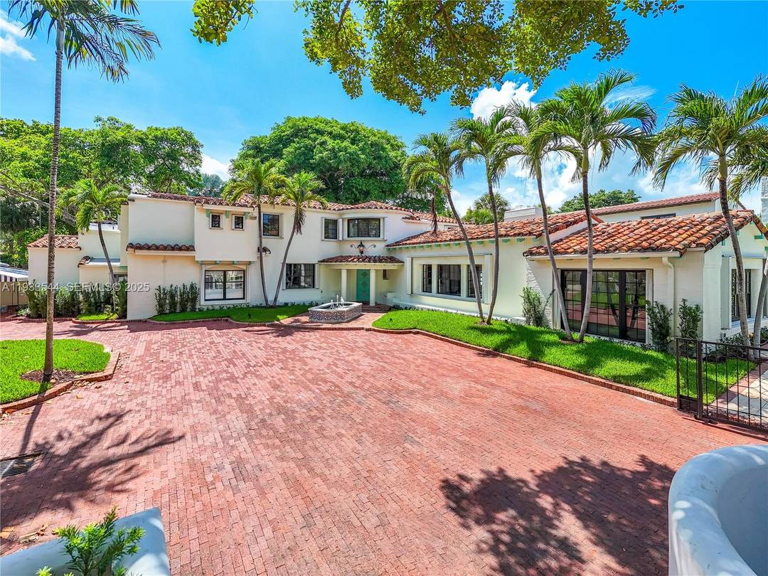 Rare mediterranean estate exuding sophistication and beach vibes in the heart of Miami Beach.