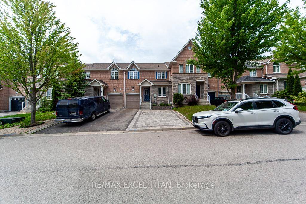 Bright and Beautiful Carpet free Home that features 3 beds on the 2nd Floor, a spacious Master Bedroom with a Soaker Ensuite and Walk in Closet, a Large Family Room ...