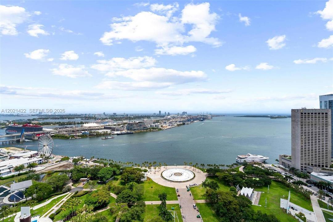 The best line at 50 Biscayne amp ; at the best price !