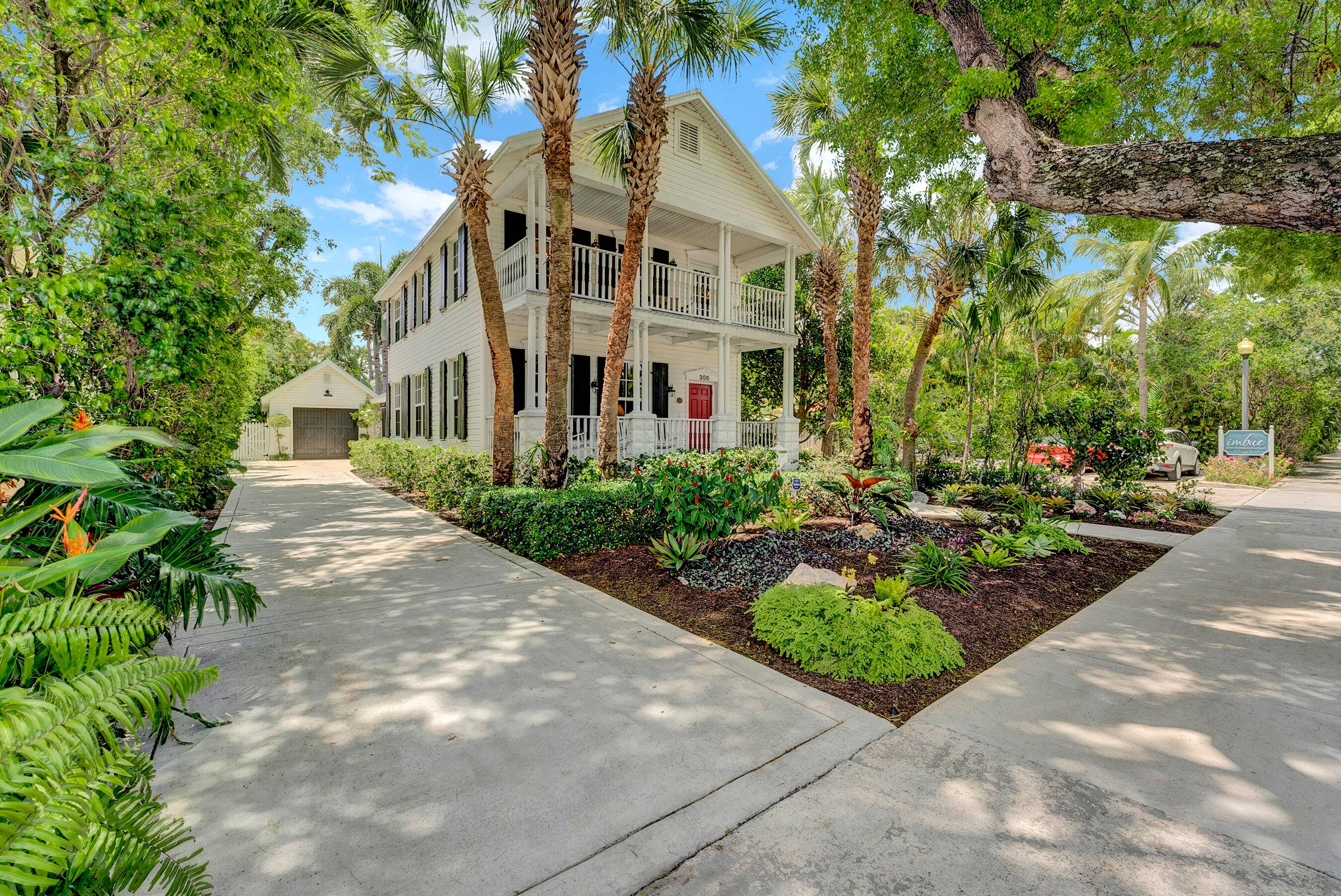 This Gorgeous Historical Rental is available now !