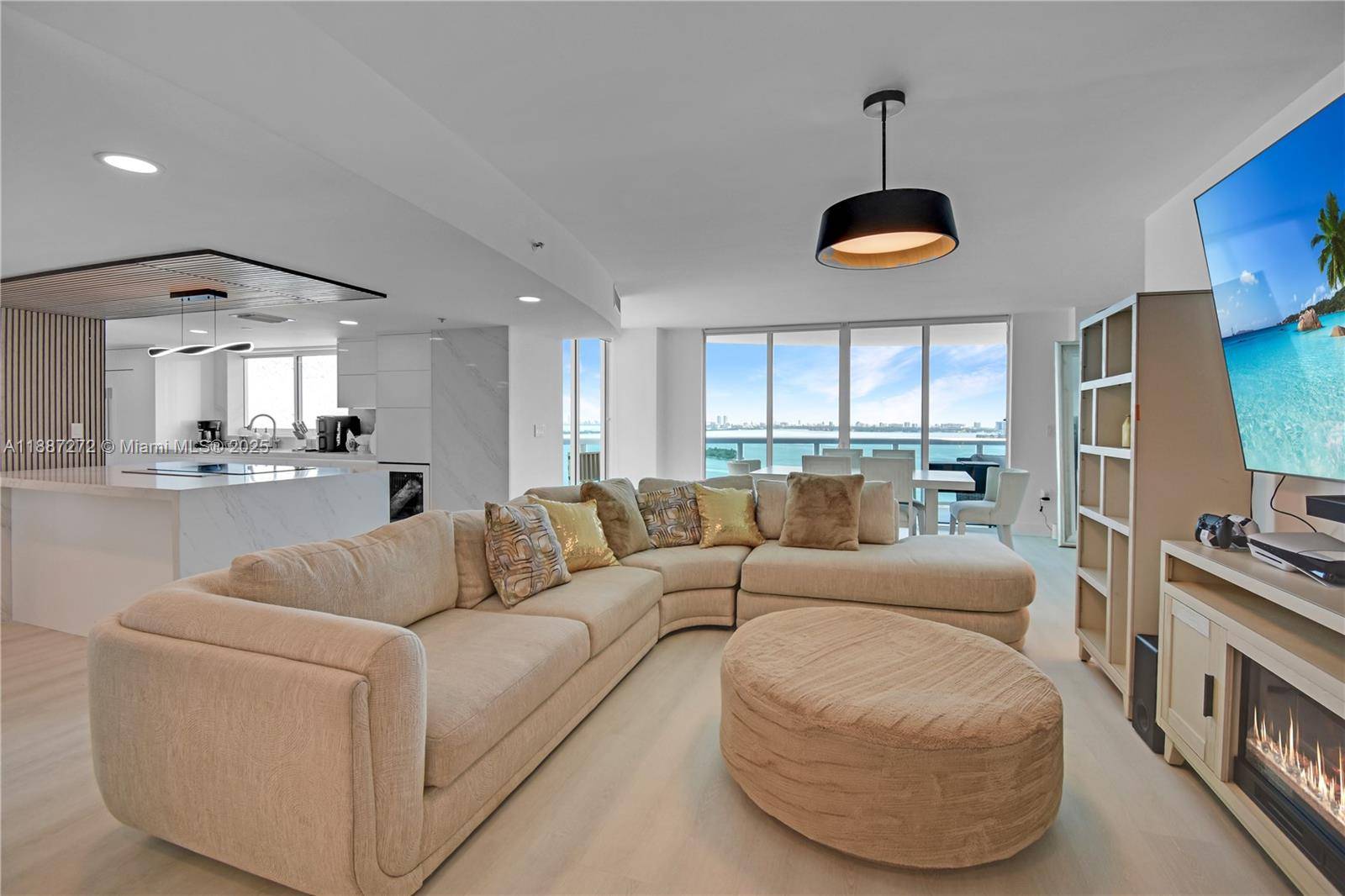 Gorgeous renovated 3 bedroom, 3 bathroom condo on the 22nd floor of 1800 Club Condominium offers unobstructed views of Biscayne Bay and the ocean.