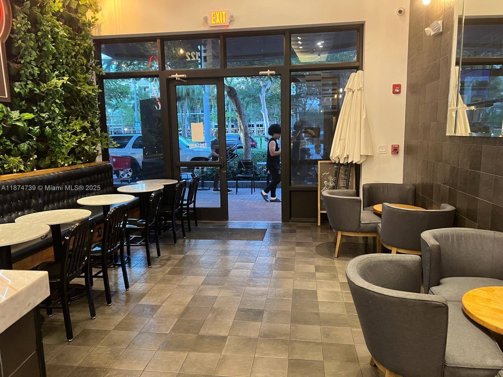 Prime second generation space in the heart of Midtown Miami.