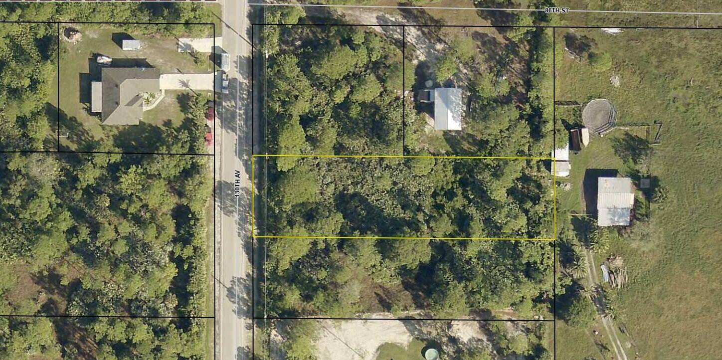 Here's your chance to grab a fantastic vacant lot with tons of potential !