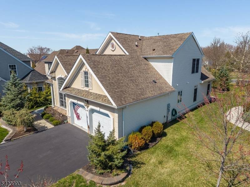 Welcome to 55 Canal Walk.