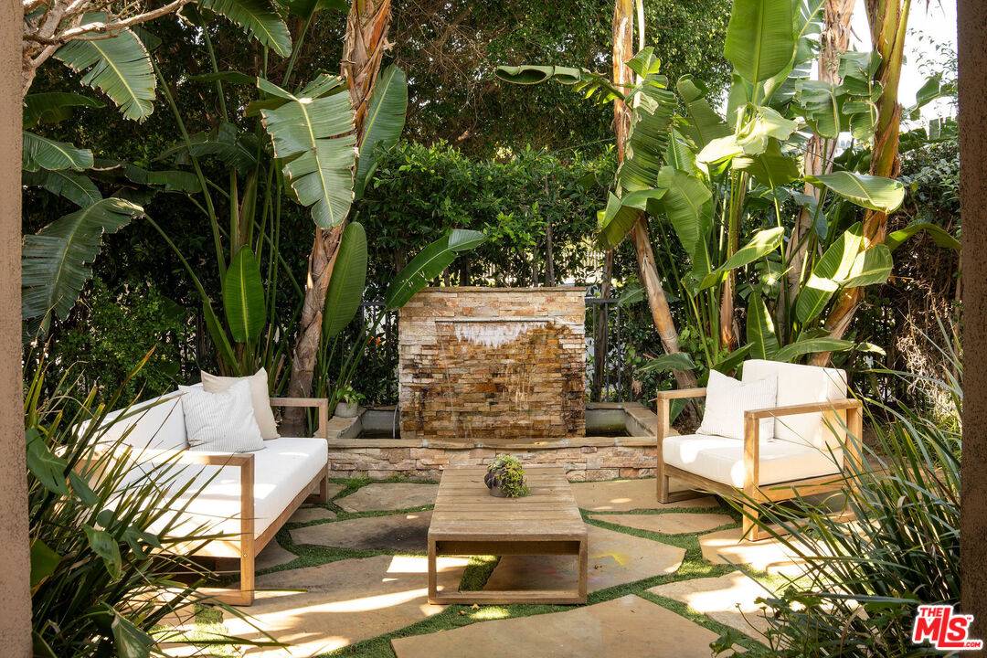 1518  N Stanley Ave 5BR Hollywood Hills East La