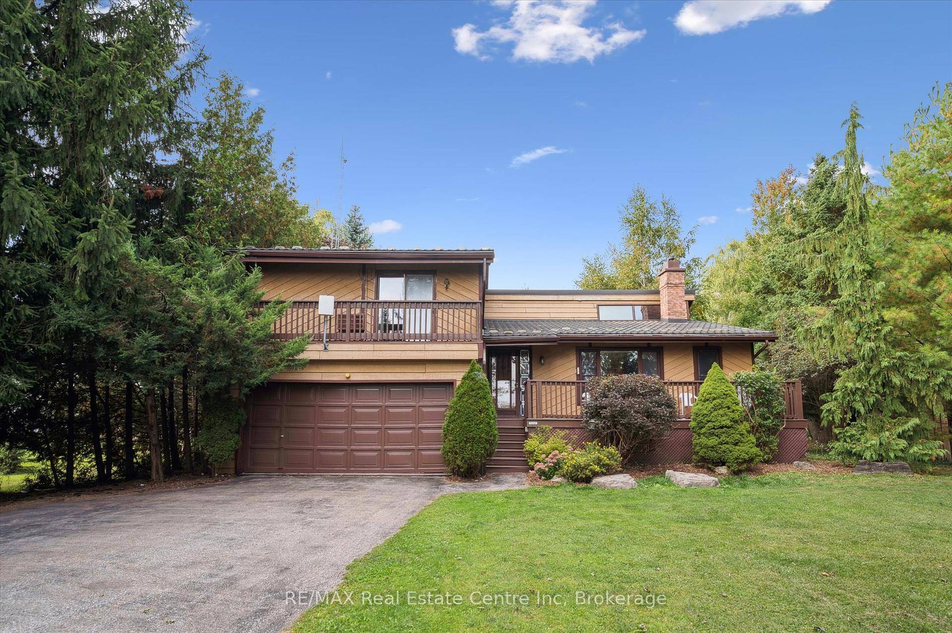Excellent 2. 95 Acre opportunity on the edge of Fergus Elora.