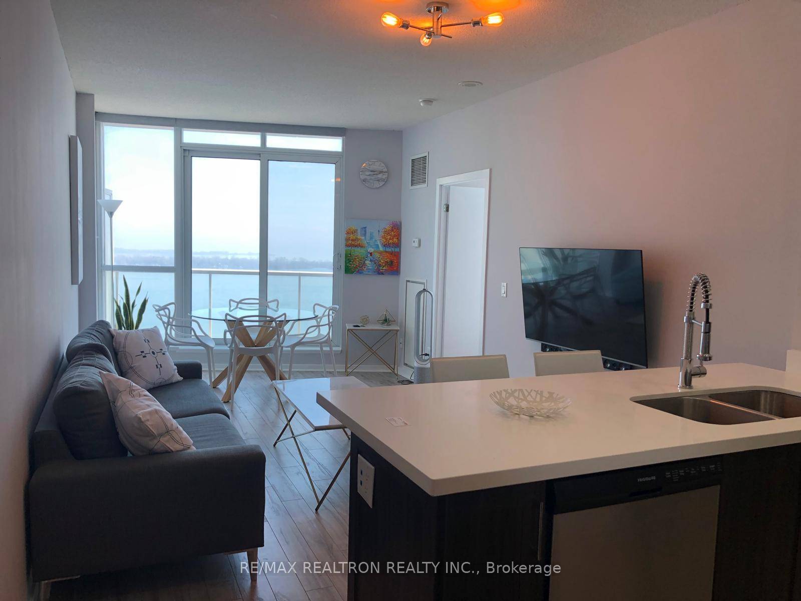 Experience luxury living in this high floor suite at the sought after Waterclub condos.