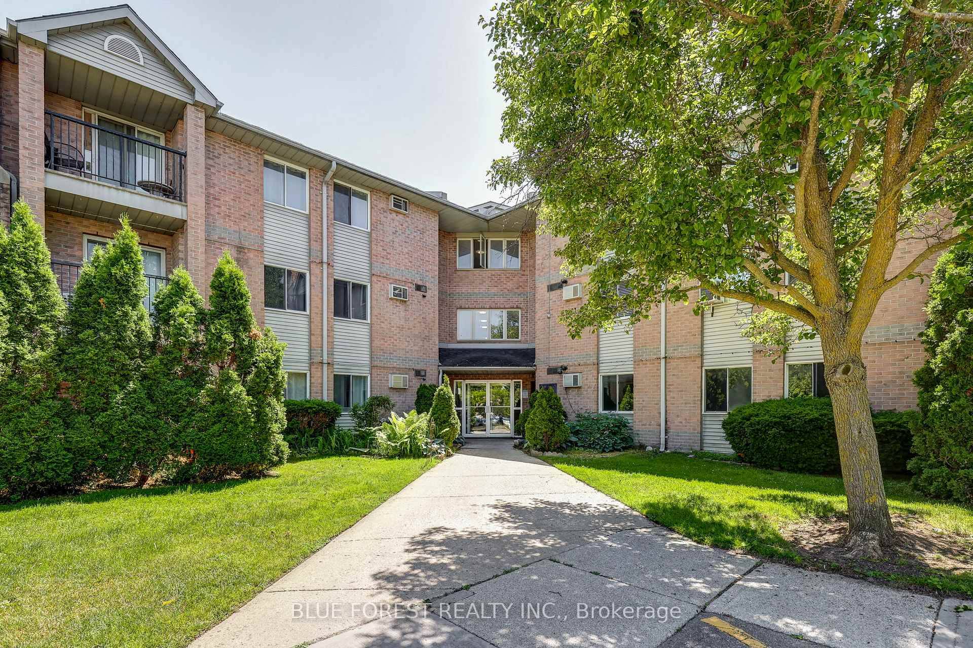 Ideal for First Time Buyers or Investors !