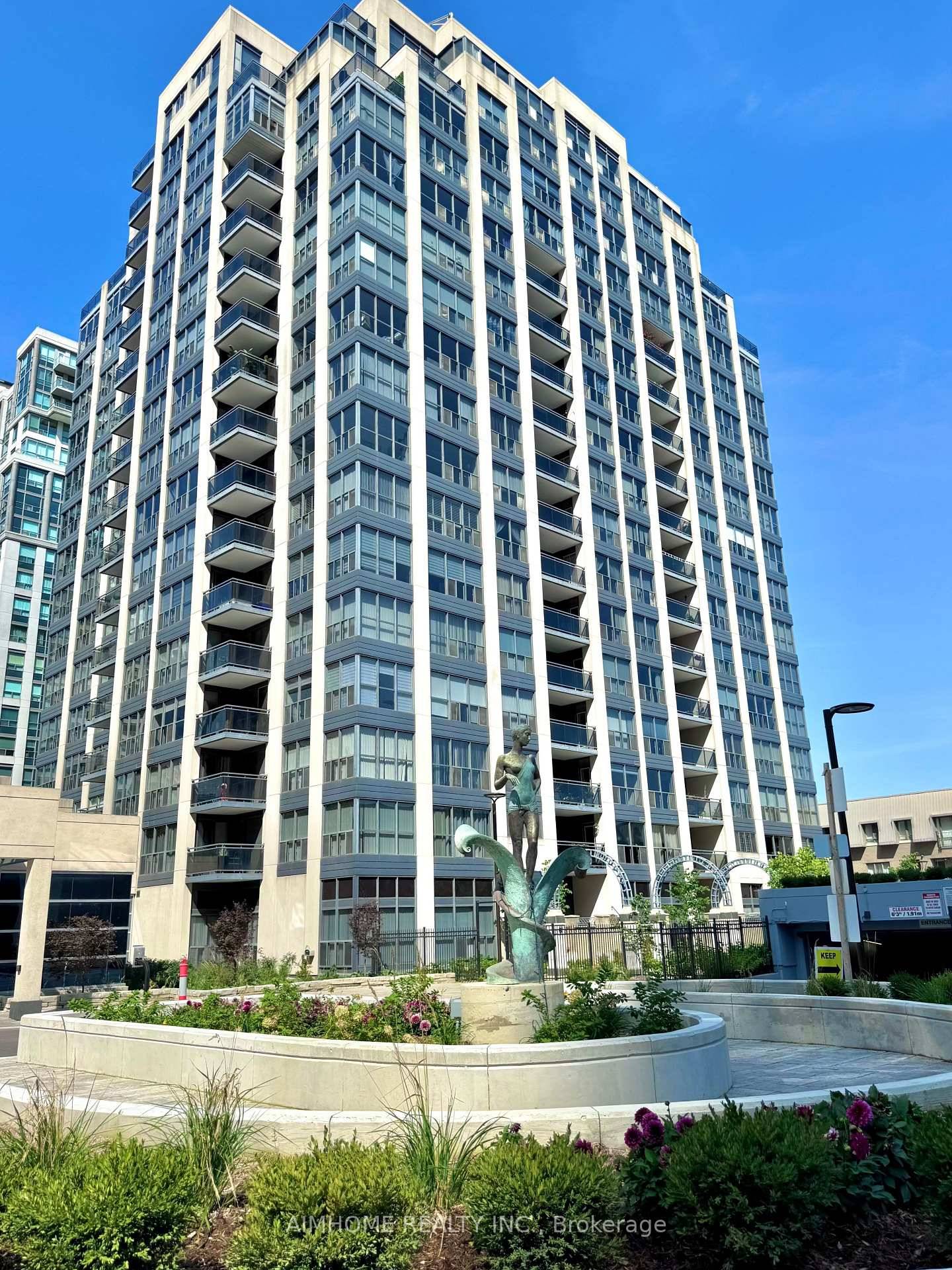 Located in the heart of North York, this unit comes with 2 bedrooms, 2 bathrooms, and 1 large den which can be easily turned into a home office or guest ...