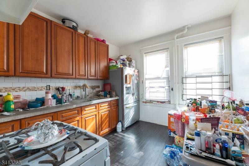 Three Unit Investment Opportunity in East Orange !