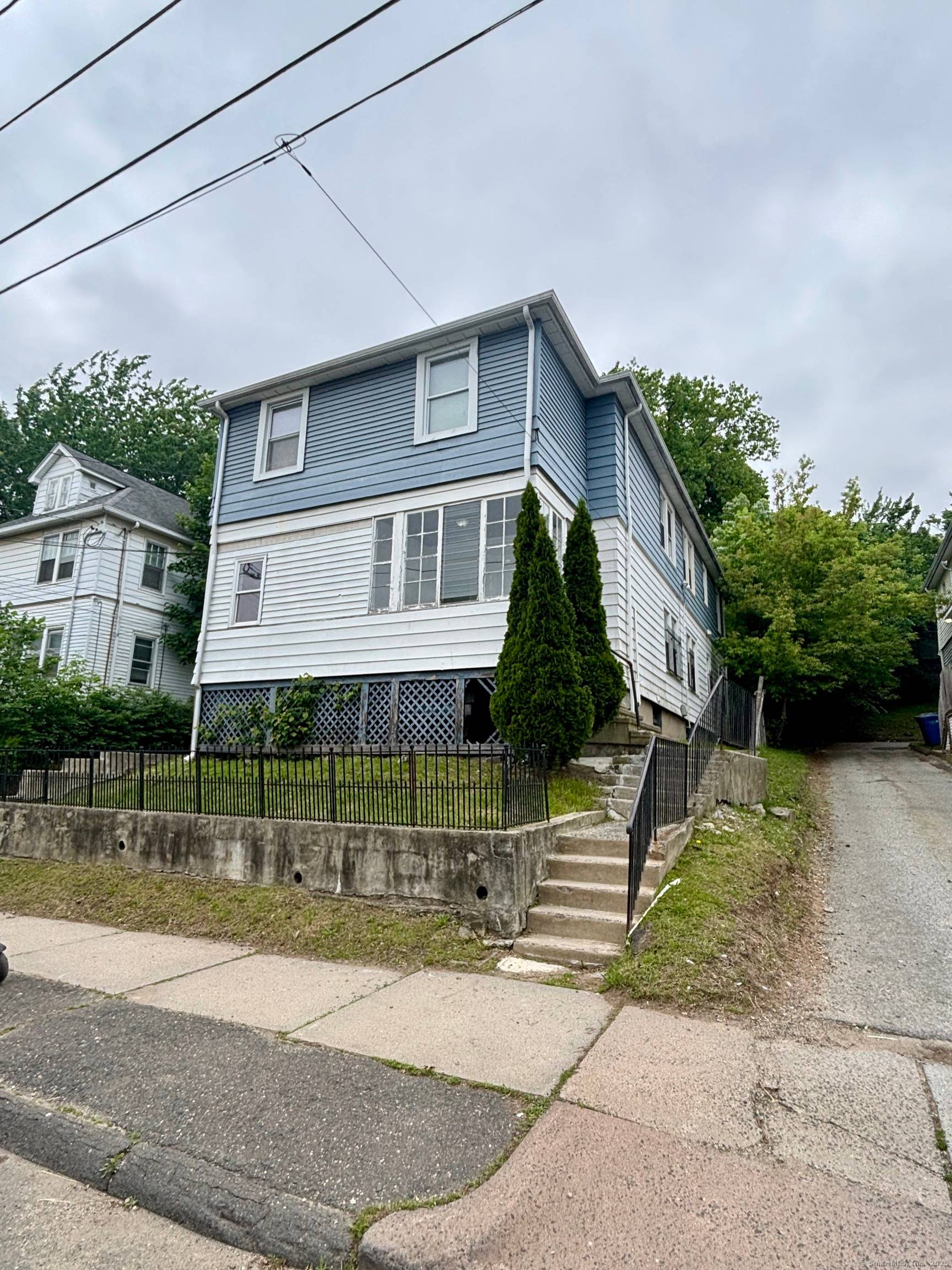 10 CAP ! ! Exceptional opportunity to own a fully occupied, high yielding multi family asset with one unit pre leased !