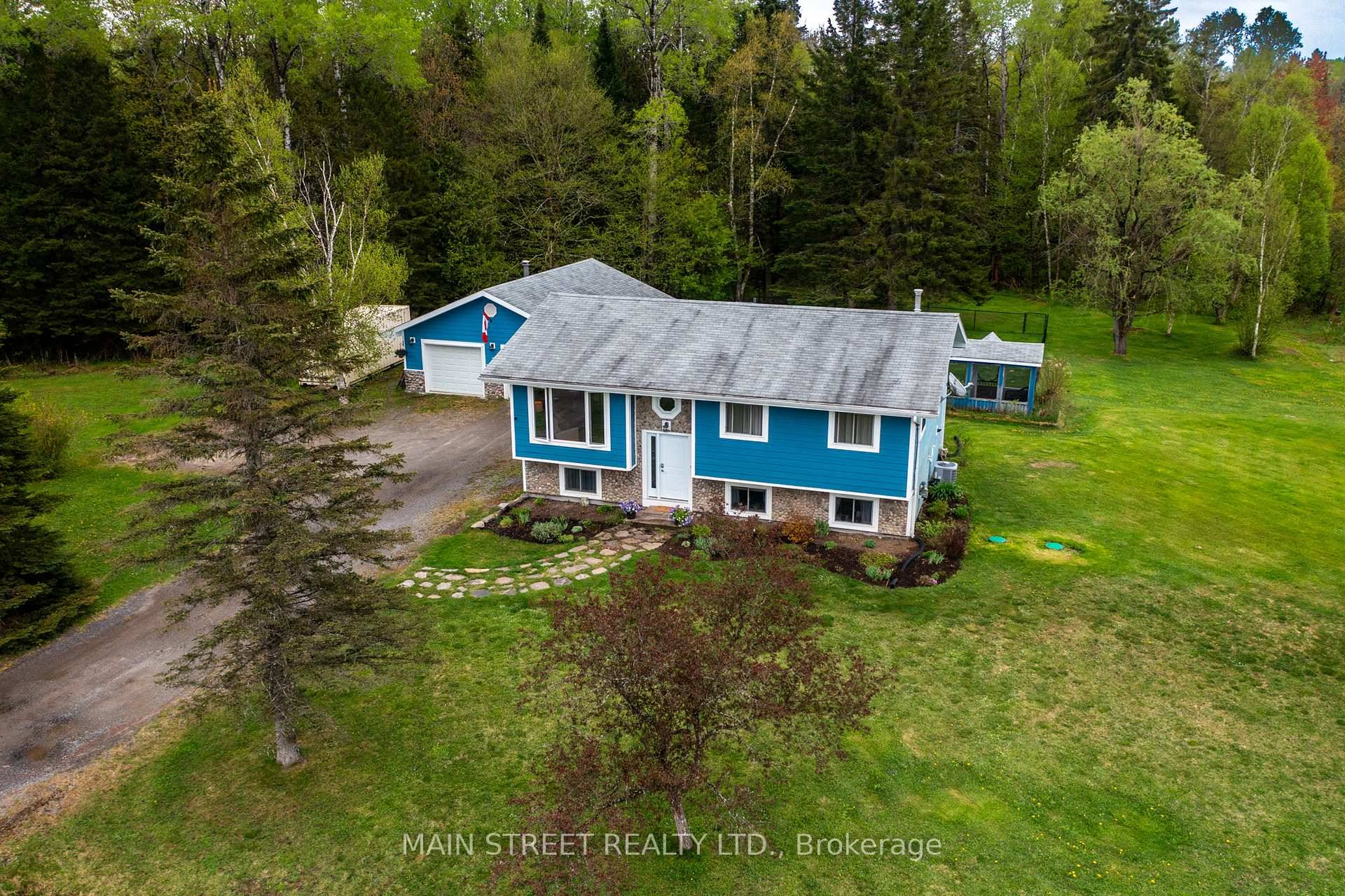 NEW PRICE Welcome to 155 Silverdale Drive a short drive to beautiful Huntsville, Ontario.