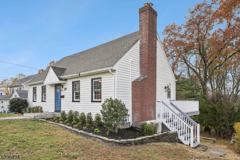 This beautifully renovated 4 bedroom, 2 bath home in desirable Florham Park combines modern style, flexible space, and exceptional outdoor living.