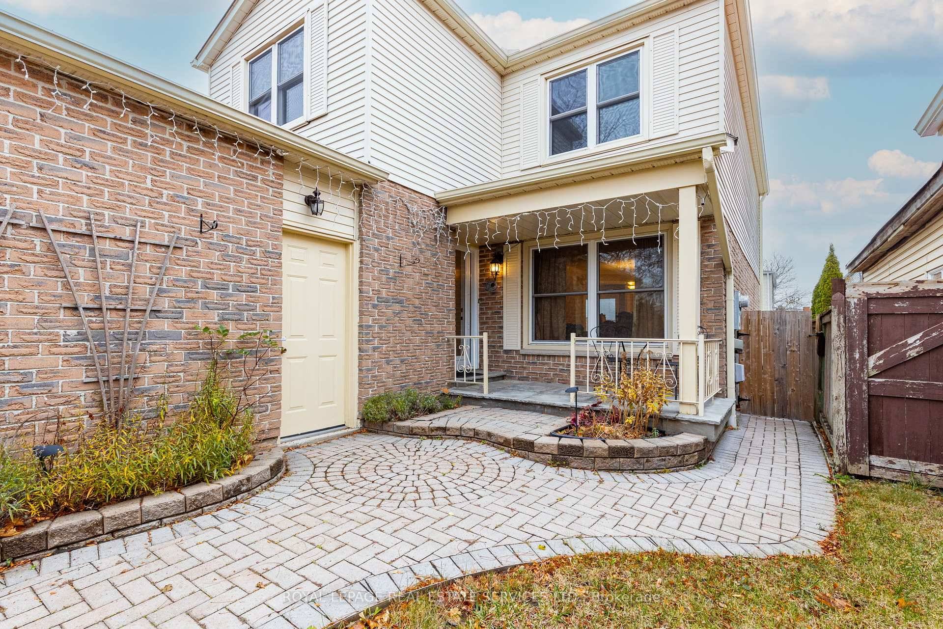 Step into the charm of 9 Lady Bower Crescent, a haven of quiet elegance nestled in a friendly, family oriented neighbourhood.