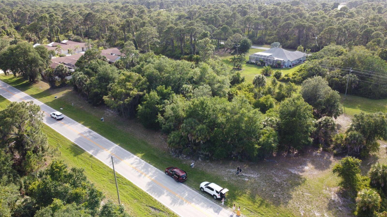 Discover this prime lot at 257 Boundary Blvd, Rotonda West, FL 33947 your gateway to paradise.