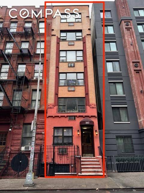 We are pleased to offer the sale of 367 West 48th Street.