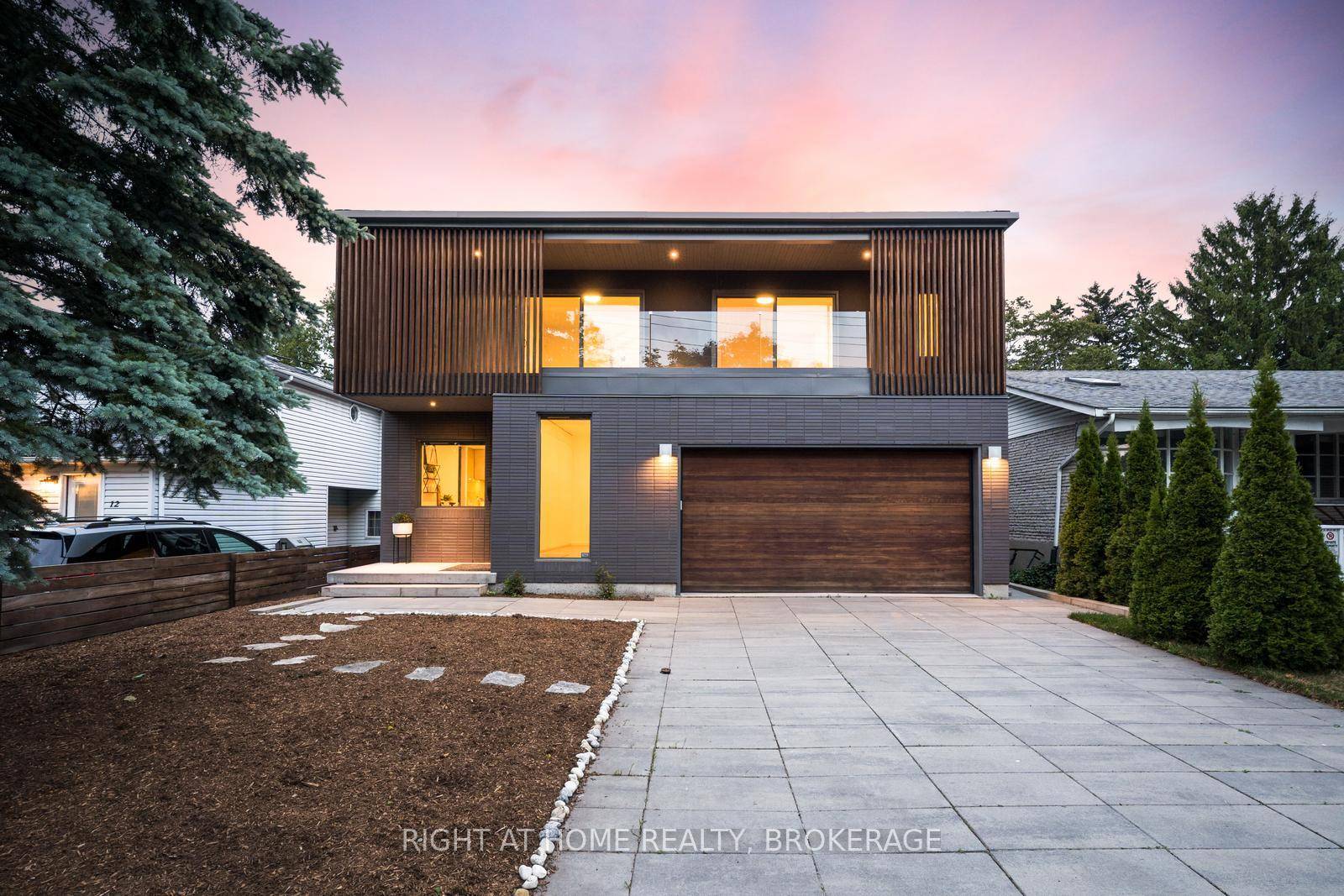 Exquisite Custom Built Luxury Home in Old University.