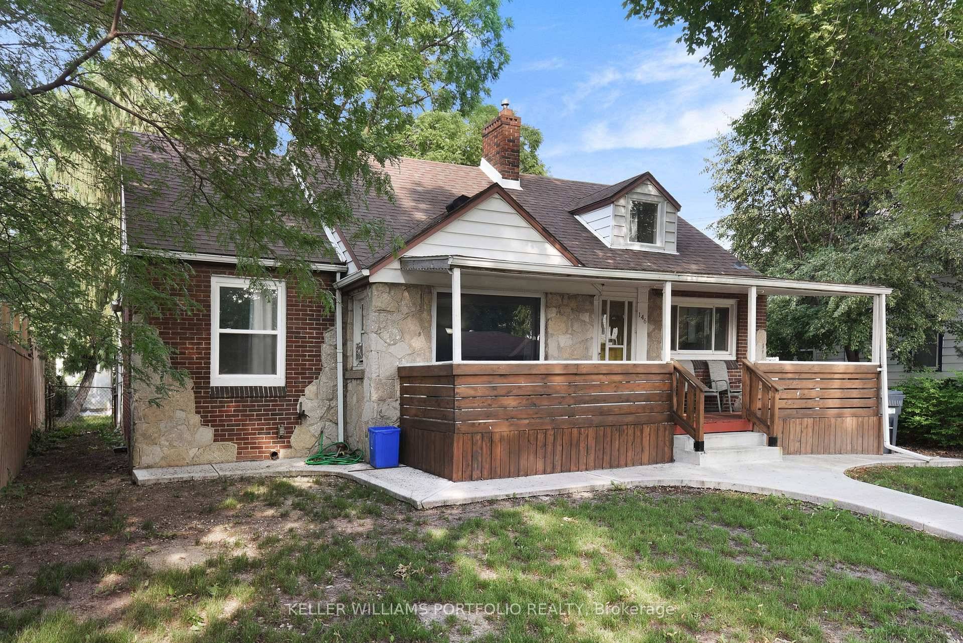 Discover an exceptional investment opportunity in Windsor with this cash flowing, 8 bedroom student rental bungalow.