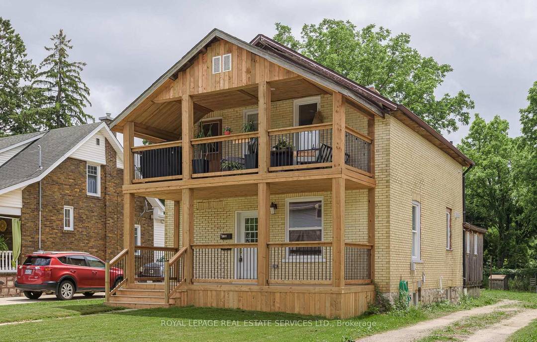 Attention Investors, First Time Home Buyers, Renovators.