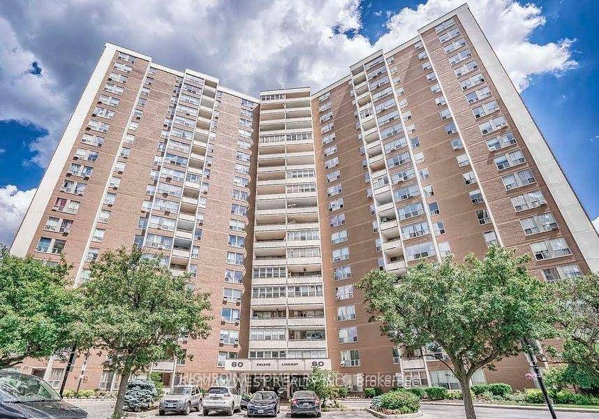 Gorgeous Furnished Corner Unit with Stunning Ravine Views.