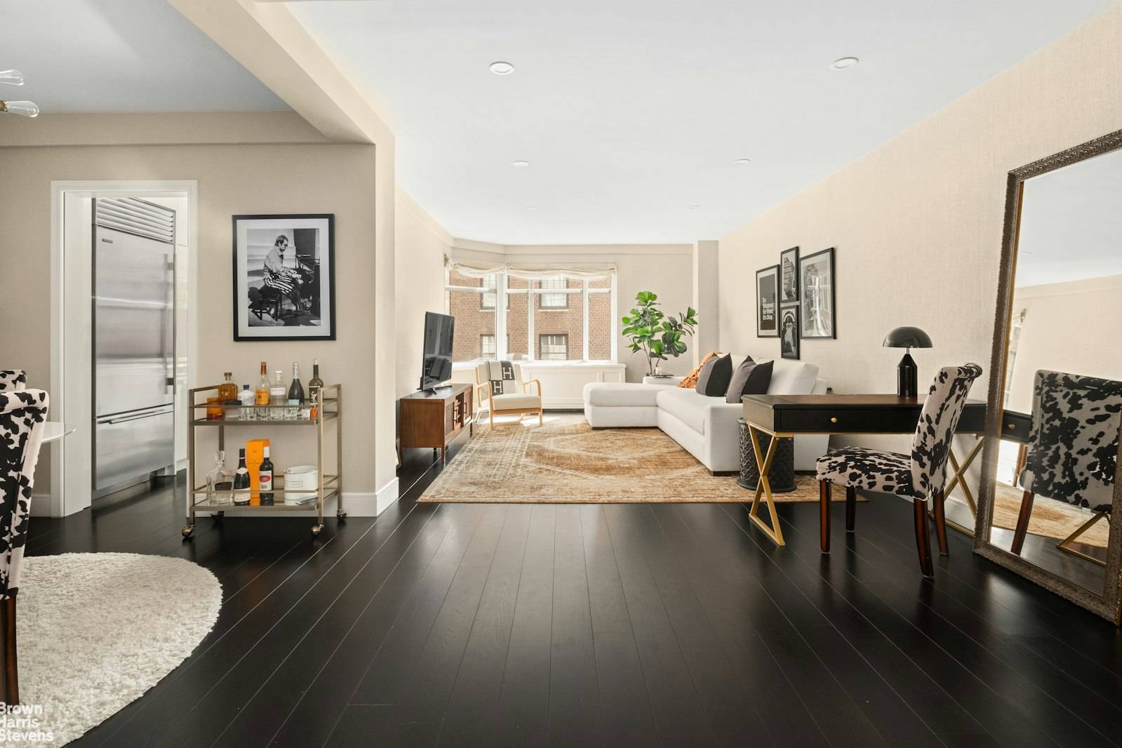 Welcome to this stunning 1 bedroom, 1 bathroom apartment at 65 East 76th Street.