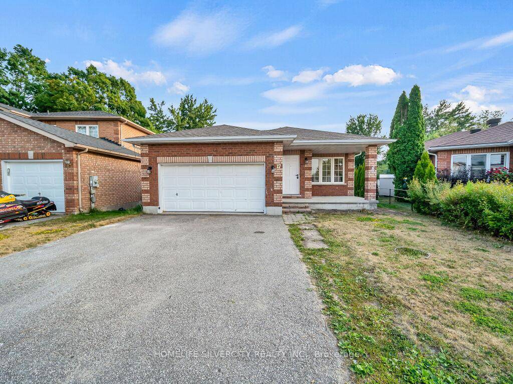 Freshly renovated detached bungalow just steps from Georgian College and RVH Hospital !
