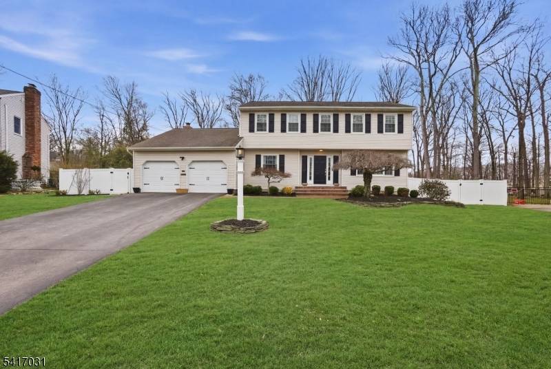 Well maintained Colonial located in the desirable Packanack Lake community, offering a comfortable layout and great space both inside and out.