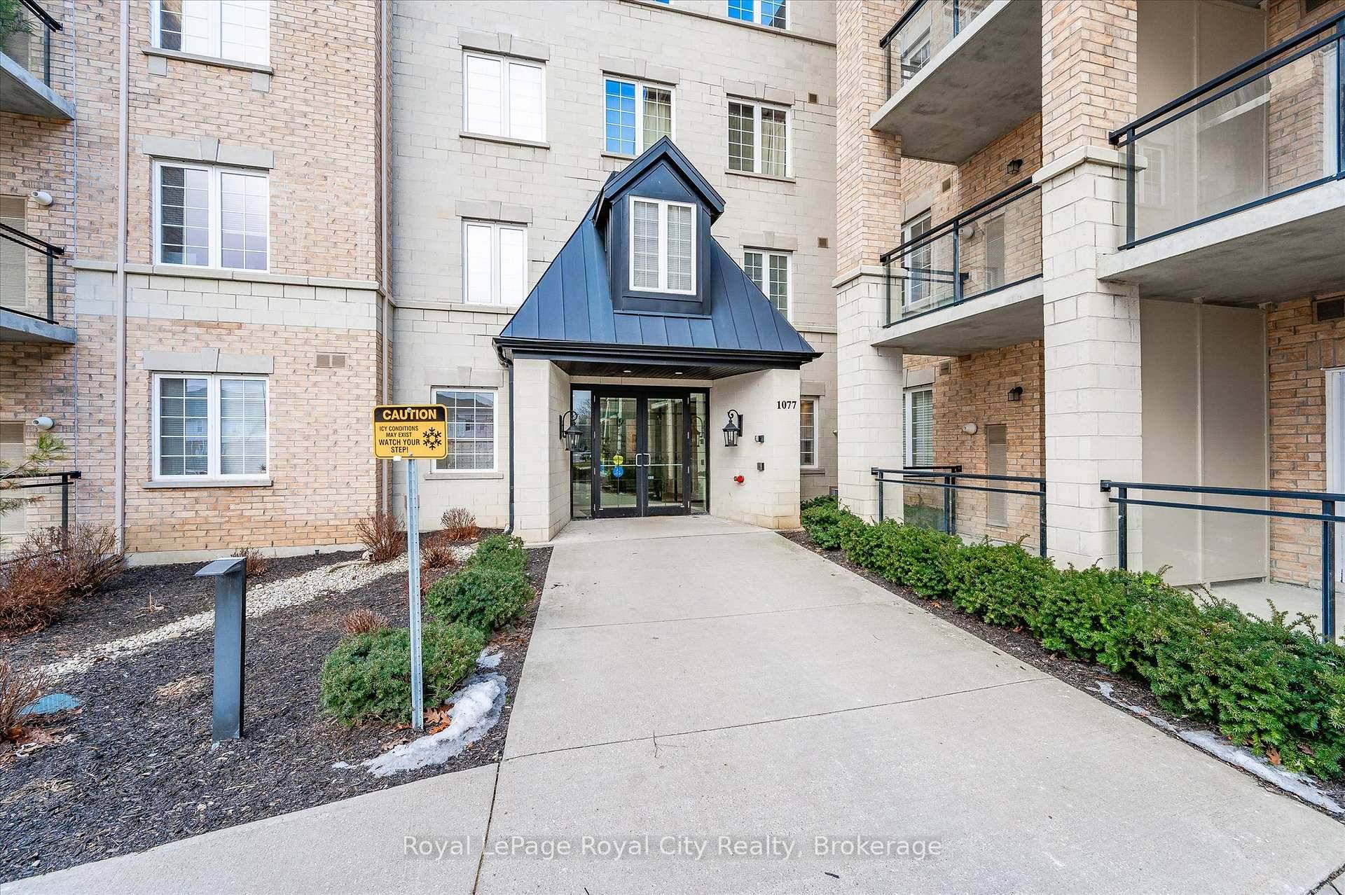 Bright, stylish, and move in ready, this 2 bedroom South End condo offers the perfect blend of comfort and convenience.