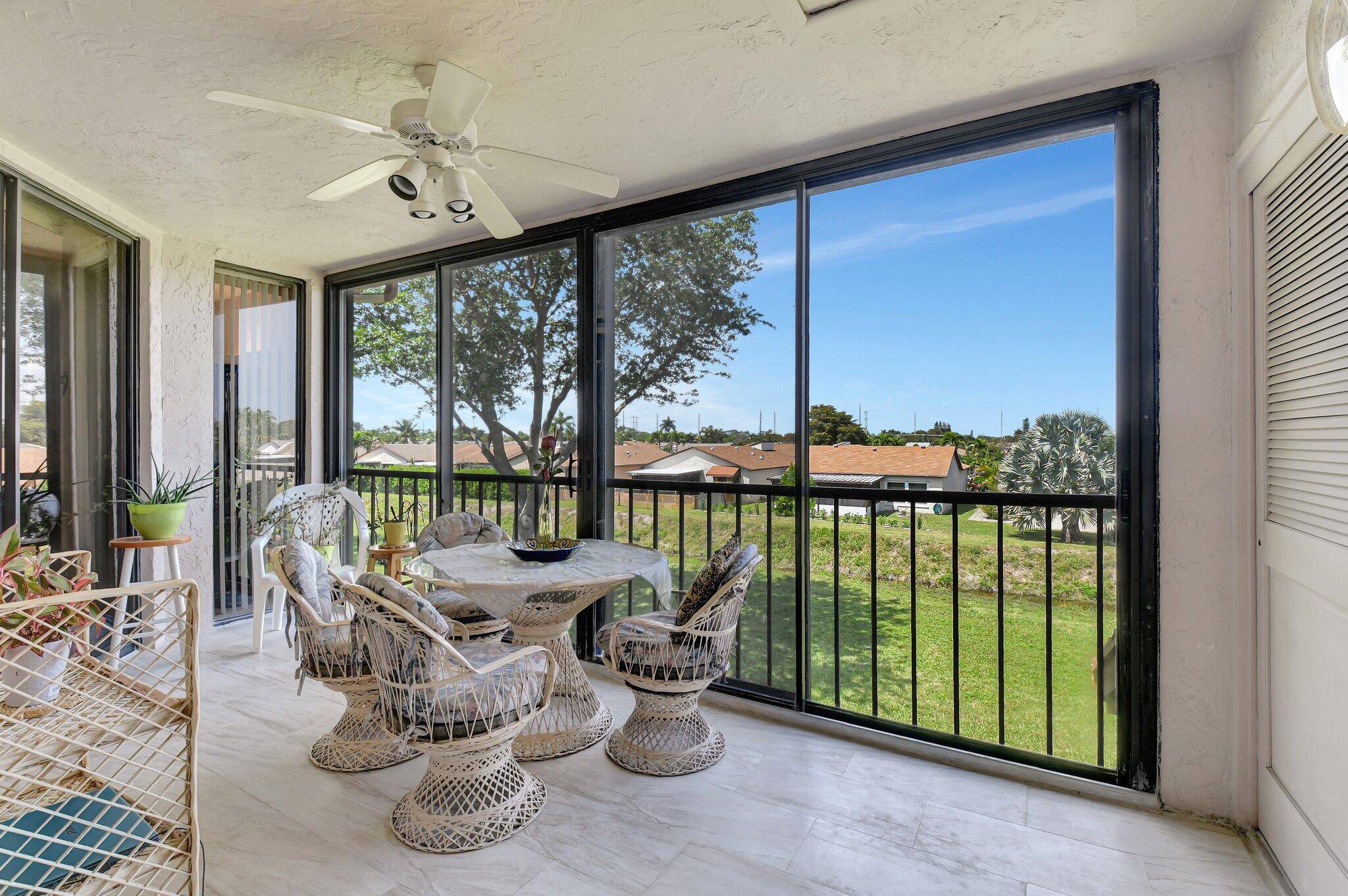 Welcome to a true delight in the serene surroundings of the wonderful Platina community !