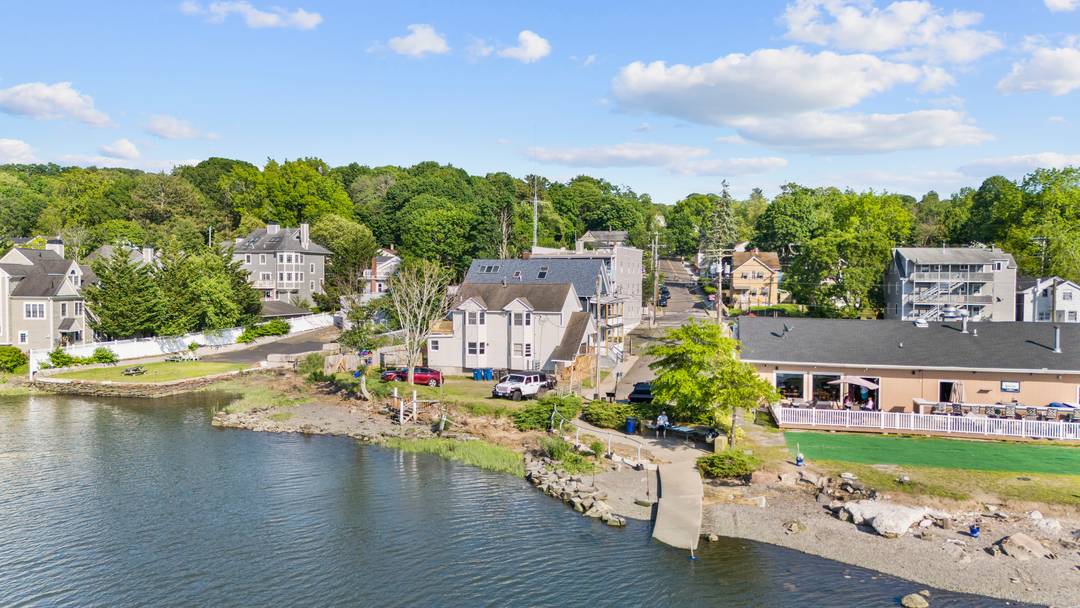 Rare Opportunity to own a mid use property !