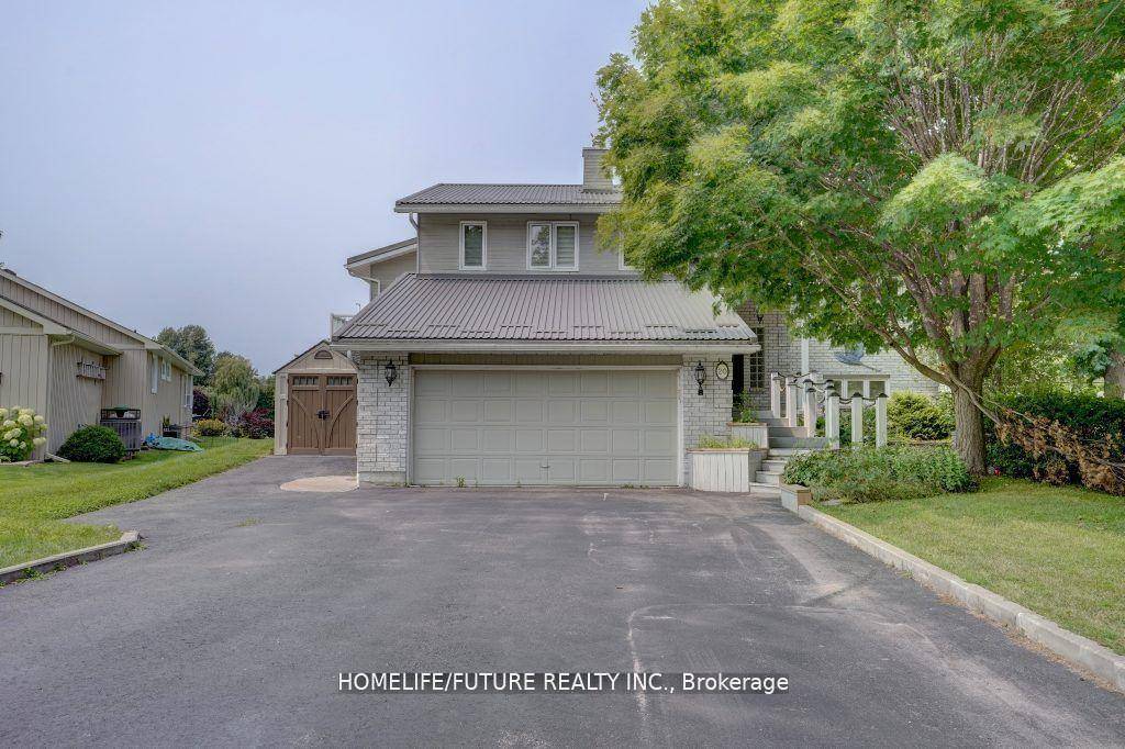 Situated In Lagoon City, A Community Built Around A Fabulous Canal System Providing Access To Lake Simcoe, This Beautiful Bright And Spacious 3100 S.