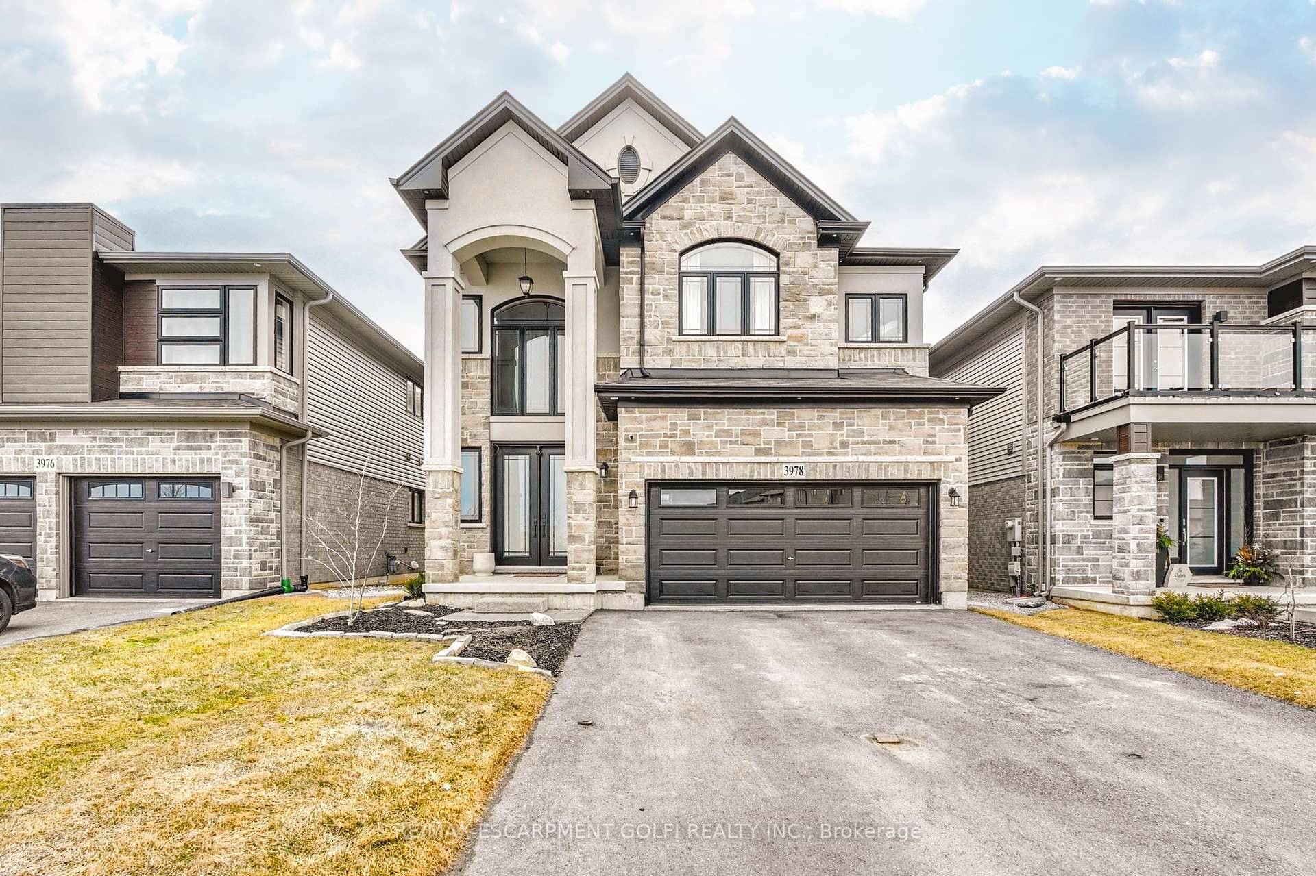 This stunning 4 bed, 3 bath luxury home offers a bright, airy, and spacious floor plan, perfect for both everyday living and elegant entertaining.