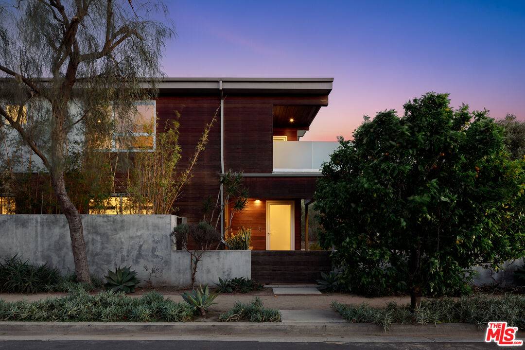 3554   Frances Ave 4BR Marina Del Rey La