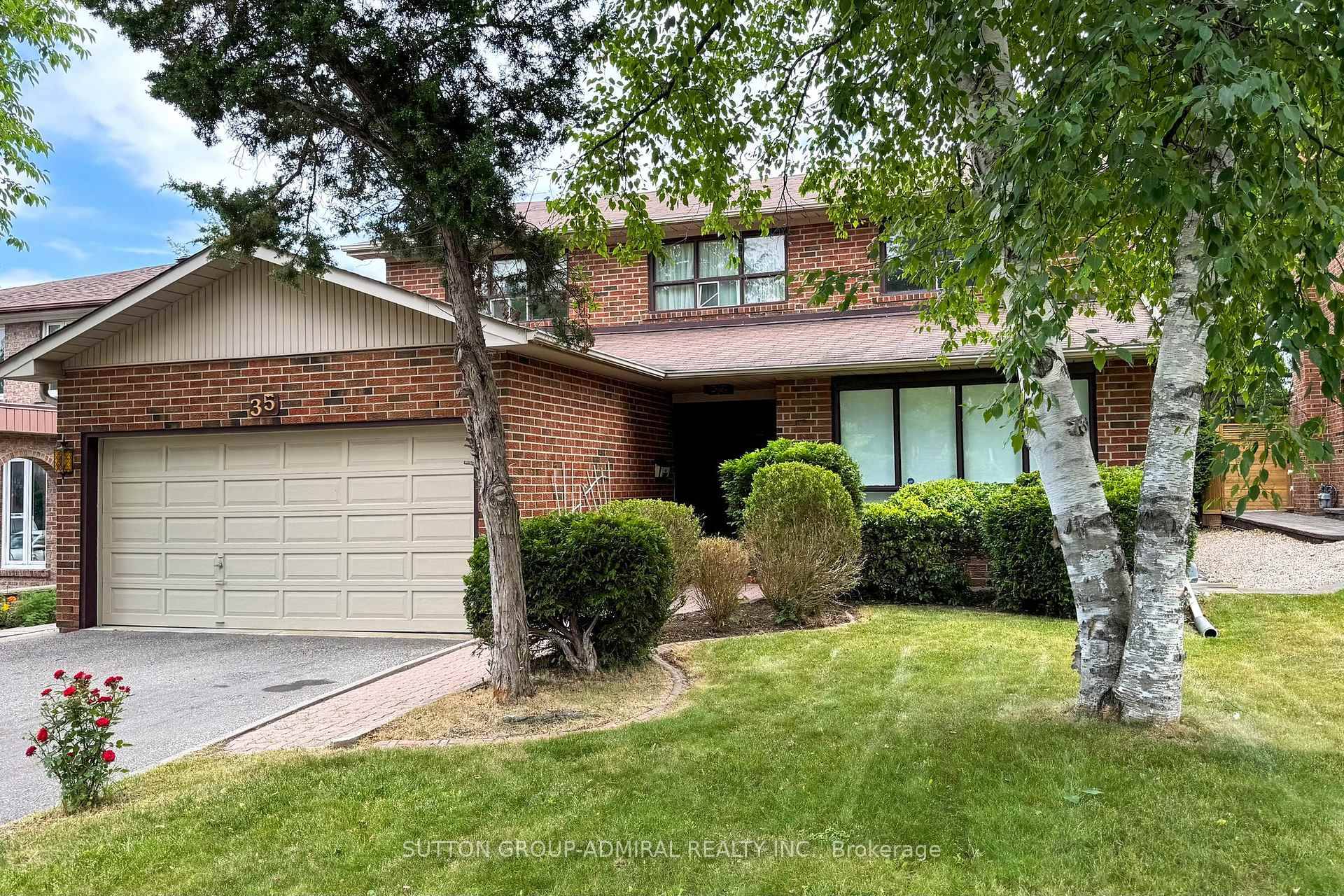 Diamond in the Rough in Prime Bayview amp ; Steeles !