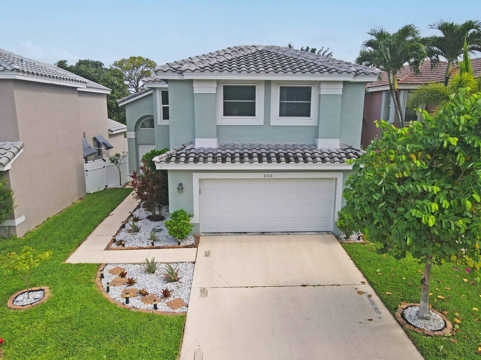Beautifully updated 3BR 2.
