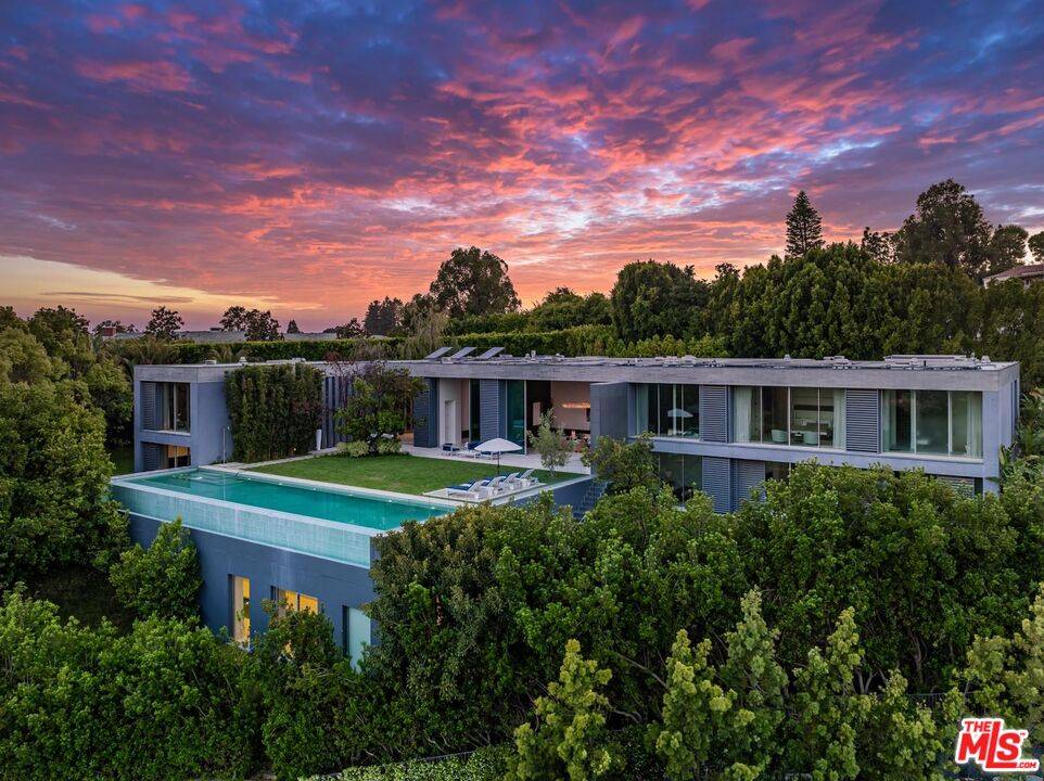 670   Perugia Way 7BR Bel Air La