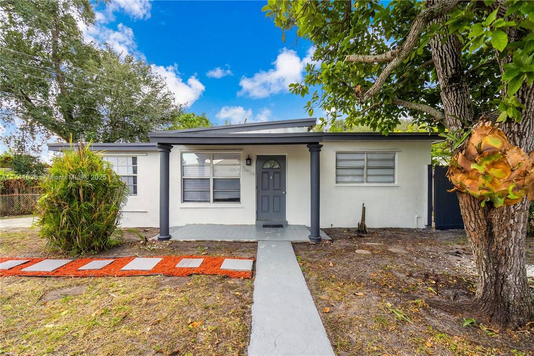 Come see this amazing home in the beautiful city of West Park, freshly painted with a brand new roof that was completed as of 12 5 24.