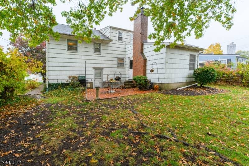 Located in the highly desirable Brookdale section of Bloomfield.