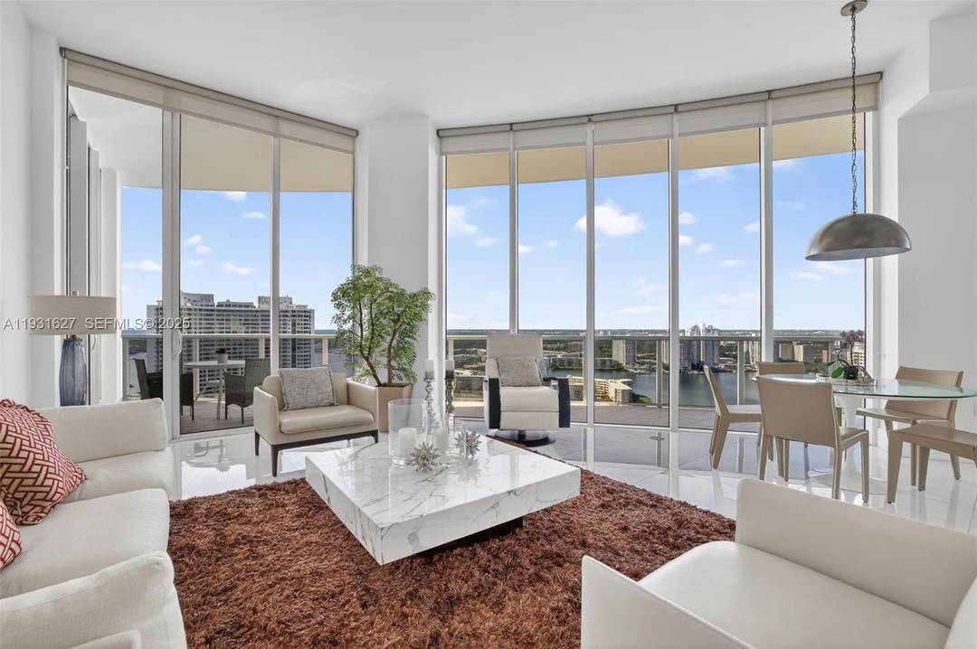 Step into luxury at your new home in Bellini !