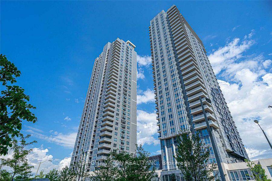 Beautiful Corner Unit 2 1 Plus Den with two 2 Full washrooms Spacious And Open Concept Layout With Modern Design.
