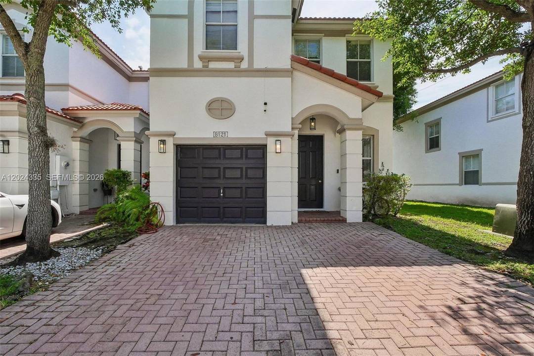 Spacious 4 bedroom, 2. 5 bath townhouse located in the desirable Antilles at Doral community within Islands at Doral.