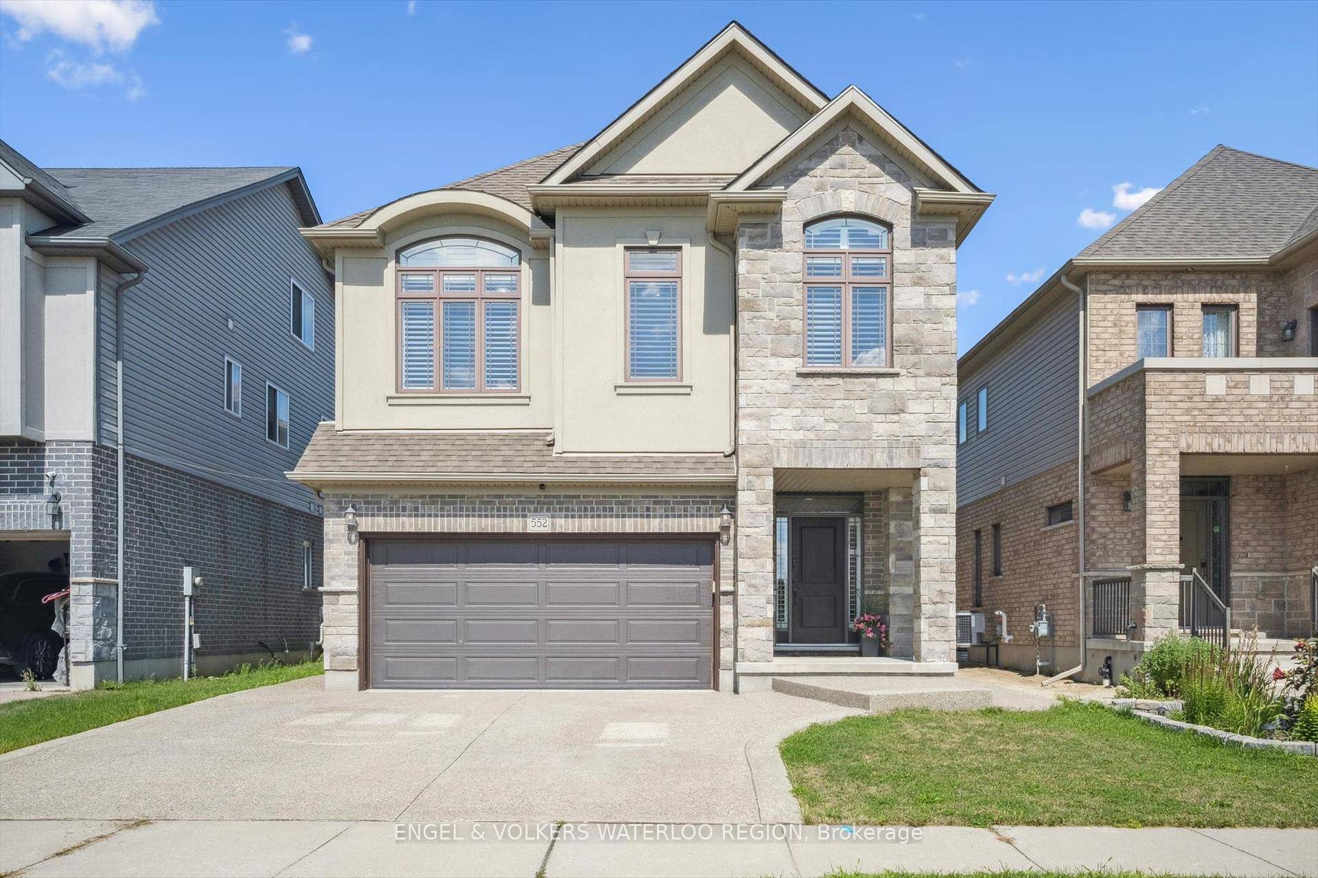Nestled in one of Waterloos most sought after and family friendly neighbourhoods, this distinguished home in Conservation Meadows offers the perfect blend of elegance, comfort, and convenience.