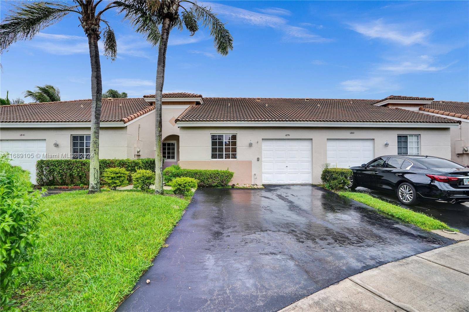 Discover lakefront living in this charming 2 Bedroom 1 bath townhome that feels like a single family home located within the gated community of the VILLAGES OF RENAISSANCE.
